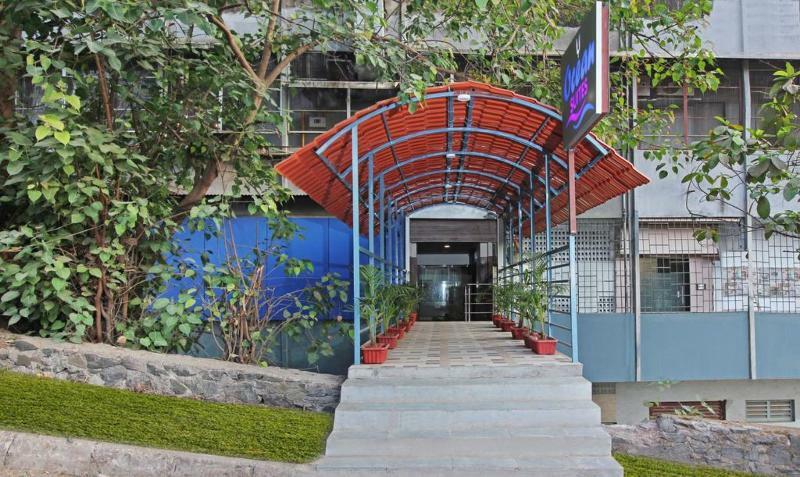 Ocean Suites Hotel مومباي المظهر الخارجي الصورة