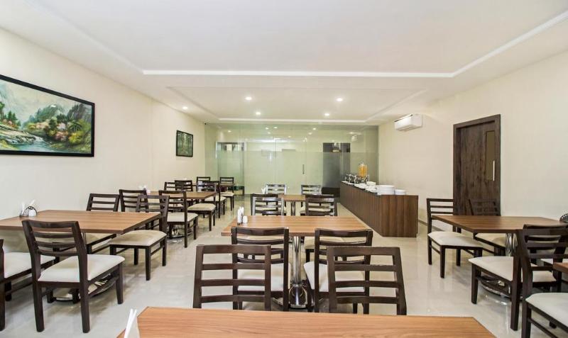 Ocean Suites Hotel مومباي المظهر الخارجي الصورة