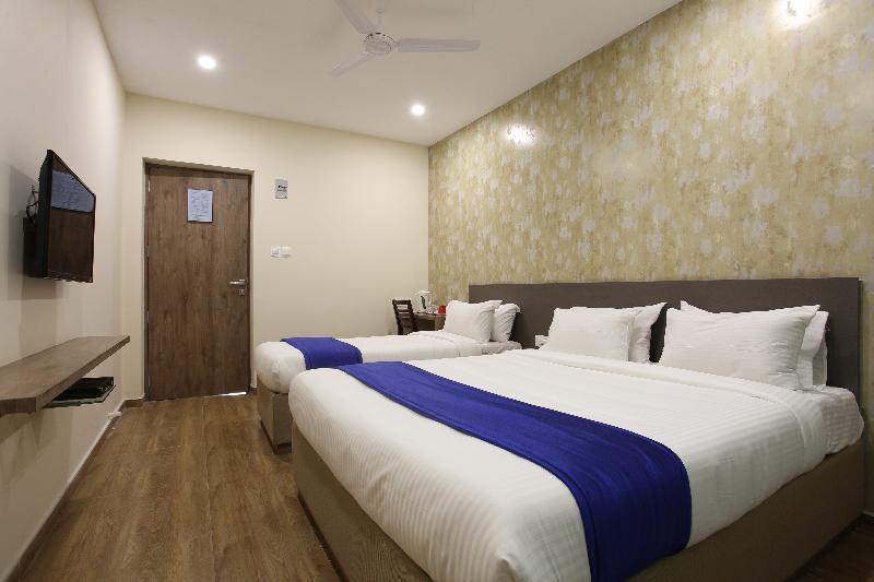Ocean Suites Hotel مومباي المظهر الخارجي الصورة