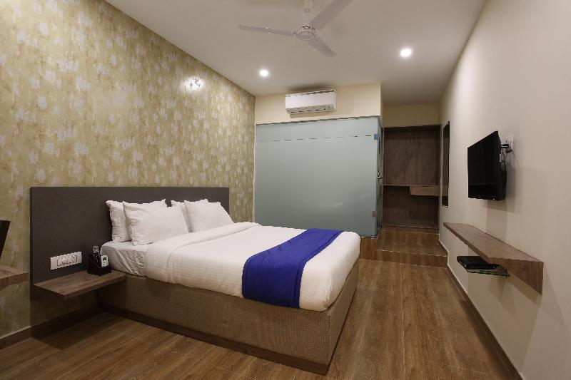 Ocean Suites Hotel مومباي المظهر الخارجي الصورة